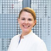 Portrait von Dr. Ute Ruprecht, leitende Oberärztin Klinik für Kardiologie, Angiologie und Elektrophysiologie