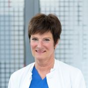 Portrait von Dr. Ilse Janicke, Leitende Oberärztin der Klinik für Kardiologie, Angiologie und Elektrophysiologie