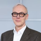 Portrait von Dr. med. Helmut Mühleisen, Ärztliche Leitung MVZ Pathologie Niederrhein