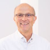 Portrait Chefarzt PD Dr. Rafael Schäfers