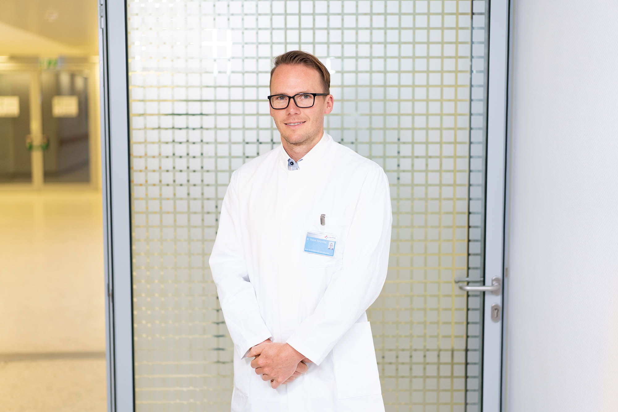 Portrait von Dr. Thomas Rungweber, Oberarzt der Klinik für Unfallchirurgie und Orthopädie